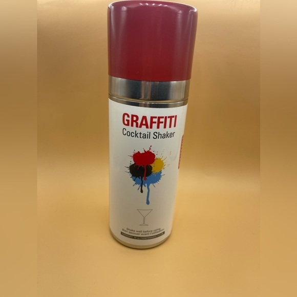 Kikkerland Graffiti Cocktail Shaker, Preowned, Hard to Find Collectible, NIB - Picture 8 of 15